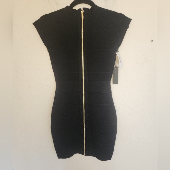 Aritzia Black Dress - Picture 8 of 8